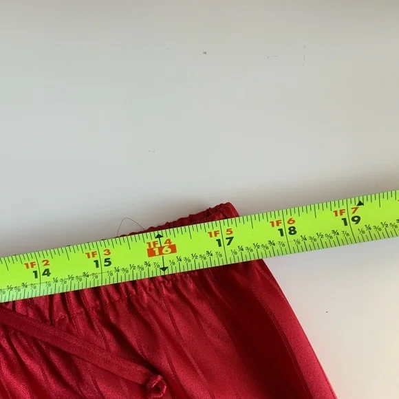 Jones New York Red Satin Pajama Set - Picture 10 of 11